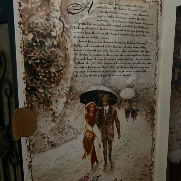 Holiday Memory Barbie - Picture 6 of 7